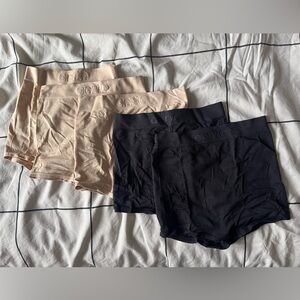 Aerie seamless shortie